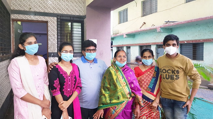 Doctor's Family_1 &n